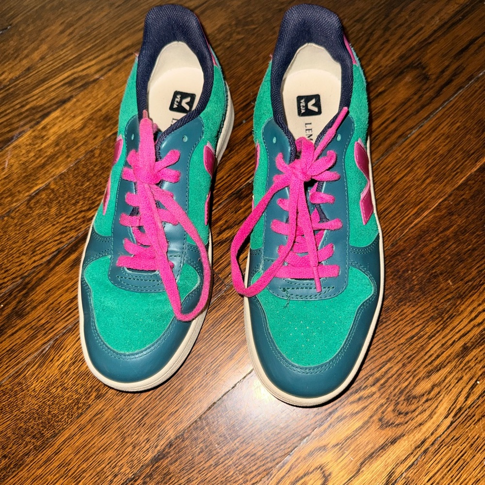 Veja Women's Green and Pink Sneakers - Picture 4 of 13